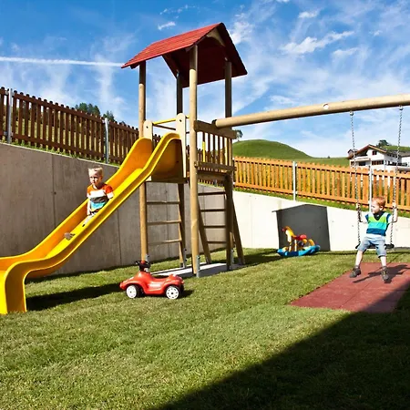 Alpinapart Bacher Appart hôtel Serfaus