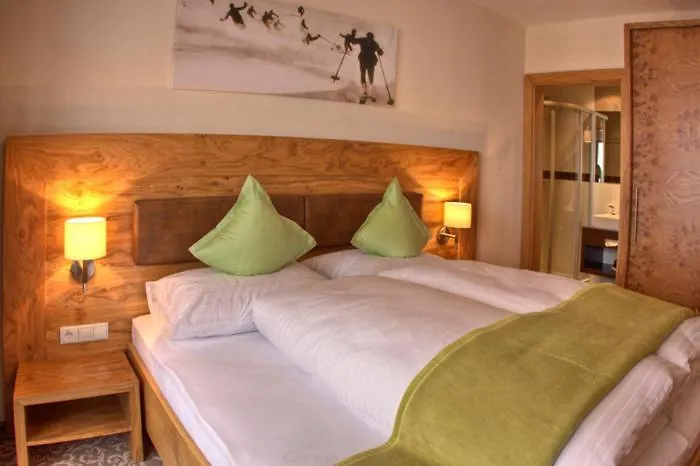 Alpinapart Bacher Apartahotel 4*