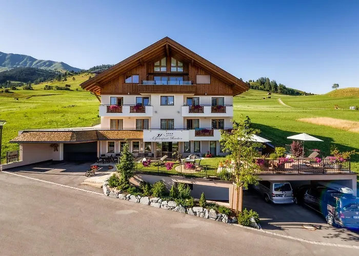 Apartahotel Alpinapart Bacher 4*