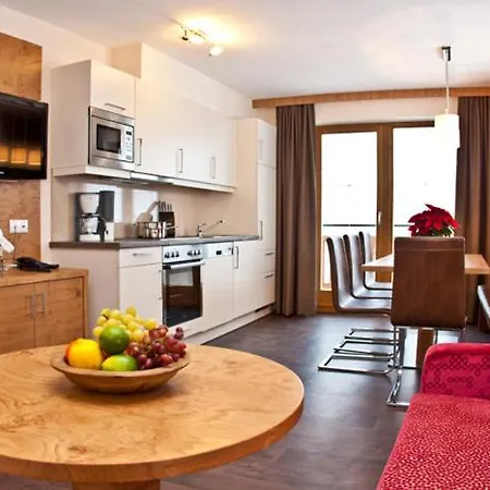 شقة فندقية Alpinapart Bacher 4*